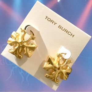 TORY BURCH ROXANNE HOOPS EARRINGS